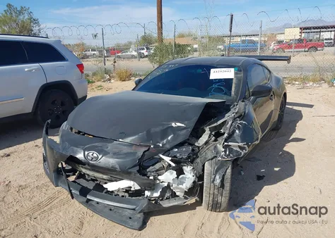 2013 Scion Fr-S z USA, uszkodzony, nr VIN JF1ZNAA11D2708585